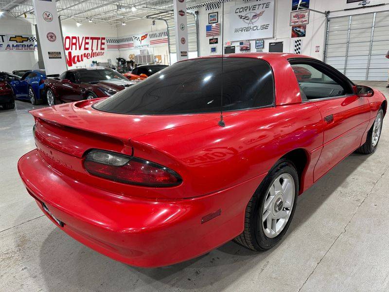 Chevrolet-camaro-1996-red-26