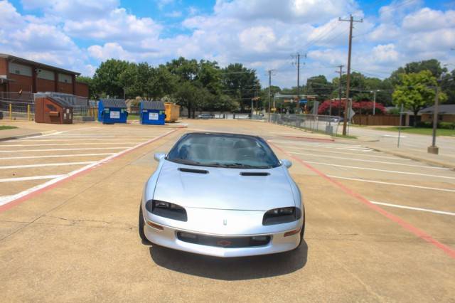 Chevrolet-camaro-1996-silver-3