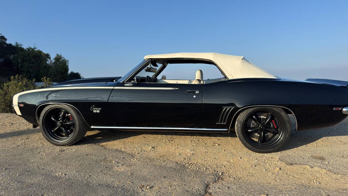 Chevrolet-camaro-convertible-1969-black-1