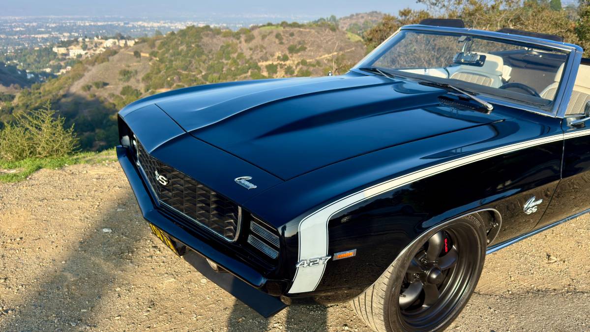 Chevrolet-camaro-convertible-1969-black-12