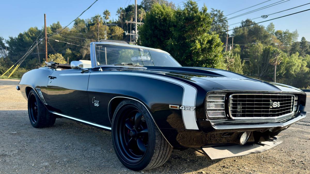 Chevrolet-camaro-convertible-1969-black-14