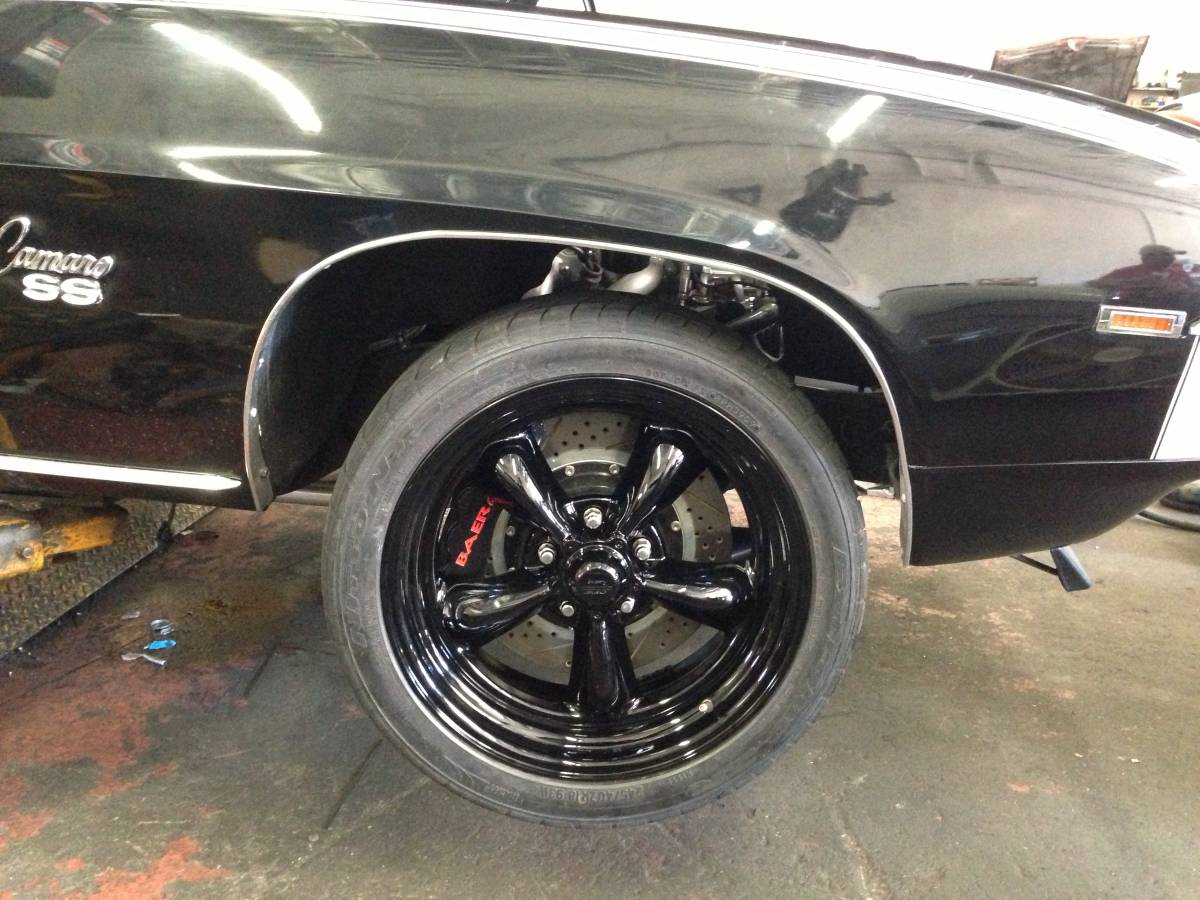 Chevrolet-camaro-convertible-1969-black-2