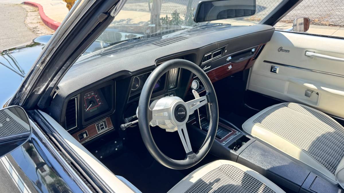 Chevrolet-camaro-convertible-1969-black-5