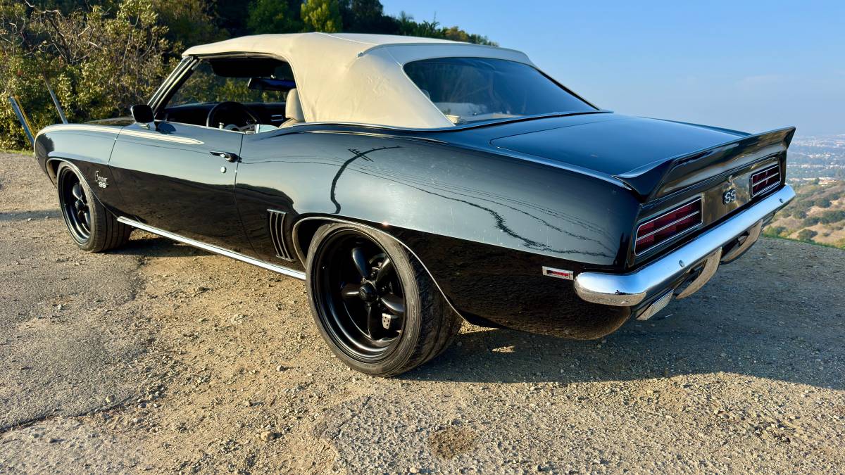 Chevrolet-camaro-convertible-1969-black-8