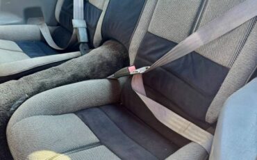 Chevrolet-camaro-iroc-z-1990-white-15