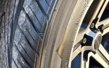 Chevrolet-camaro-iroc-z-1990-white-32