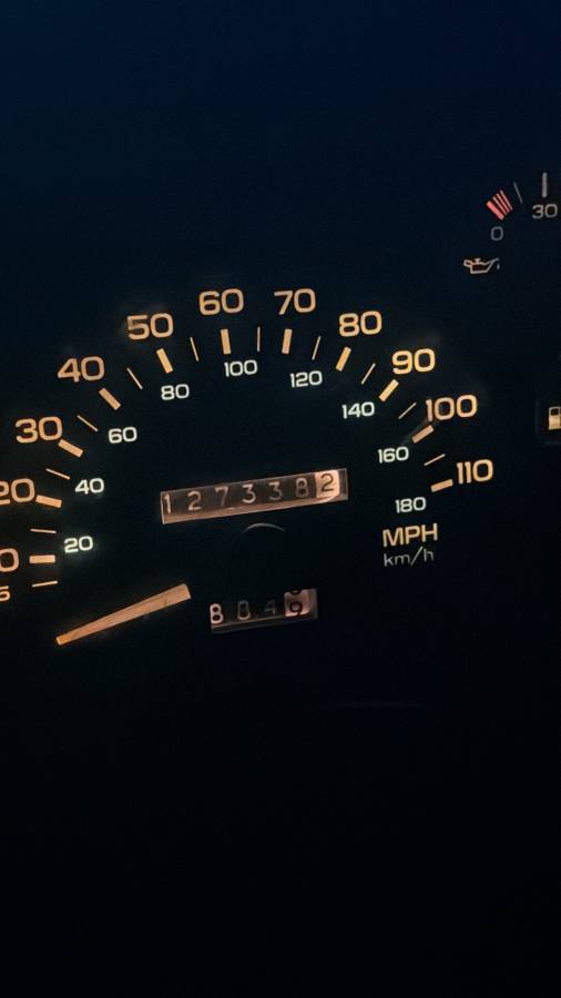 Chevrolet-camaro-iroc-z-1990-white-37