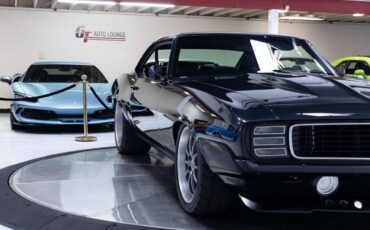 Chevrolet-camaro-restomod-1969-grey-16