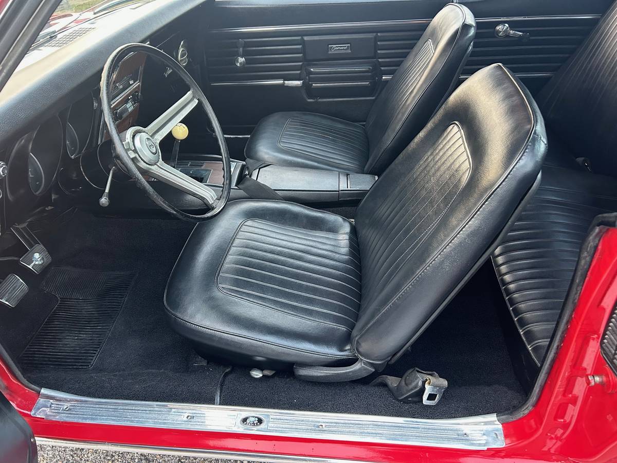 Chevrolet-camaro-rs-1968-13