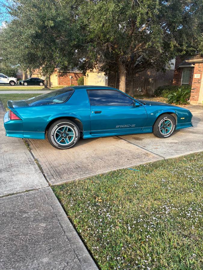 Chevrolet-camaro-rs-1992-2