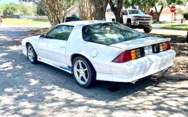 Chevrolet-camaro-rs-1992-white-1