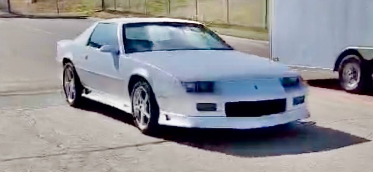 Chevrolet-camaro-rs-1992-white-7