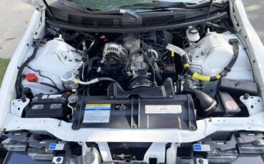 Chevrolet-camaro-rs-1996-white-12