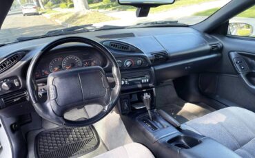 Chevrolet-camaro-rs-1996-white-6