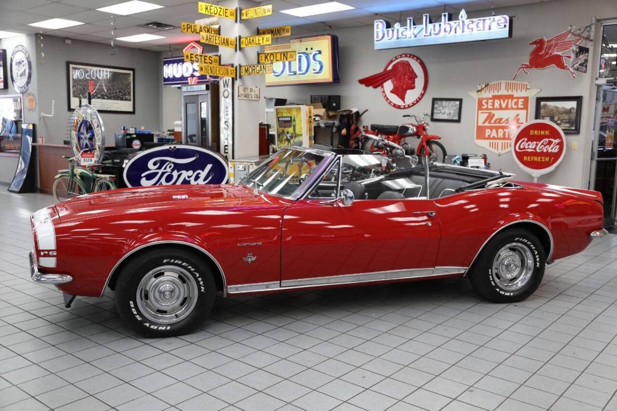 Chevrolet-camaro-rs-convertible-1967-red-11