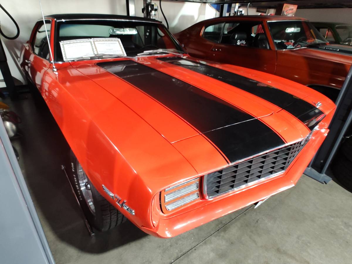 Chevrolet-camaro-rs-z28-1969-3