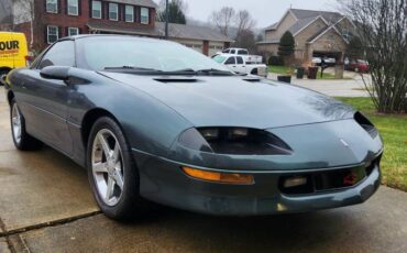 Chevrolet-camaro-sport-coupe-amp-convertible-1994-green-2