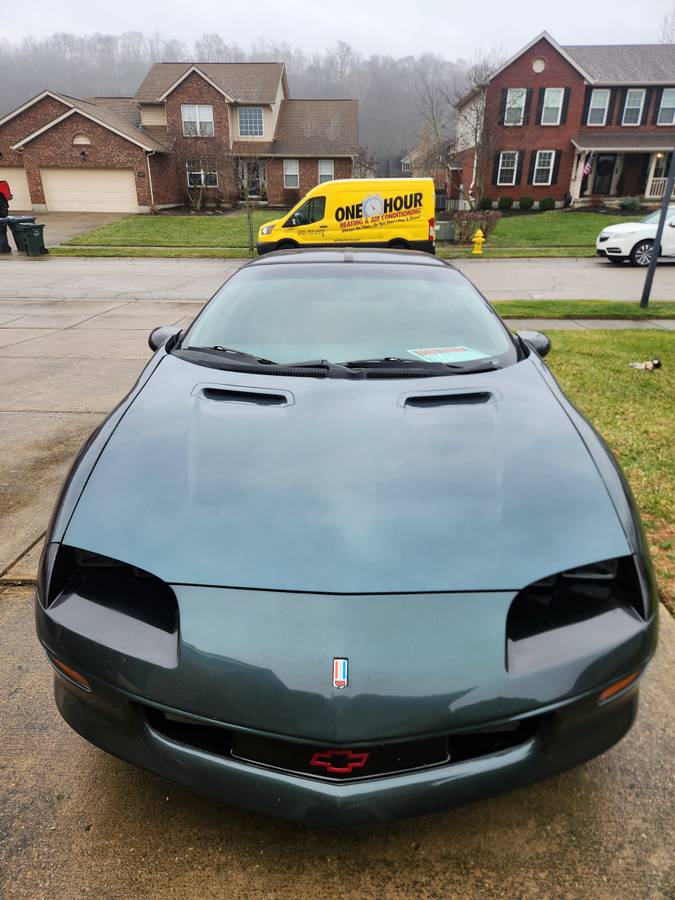 Chevrolet-camaro-sport-coupe-amp-convertible-1994-green-6