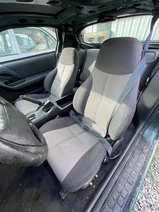 Chevrolet-camaro-sport-coupe-amp-convertible-1994-green-6