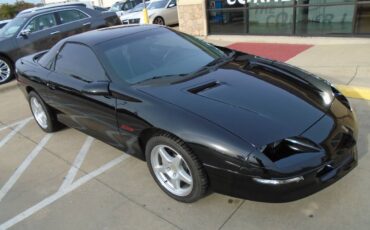 Chevrolet-camaro-sport-coupe-amp-convertible-1995-black-1