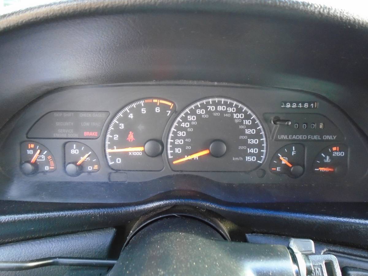 Chevrolet-camaro-sport-coupe-amp-convertible-1995-black-15