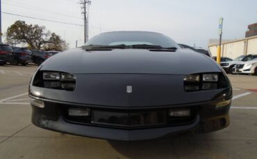 Chevrolet-camaro-sport-coupe-amp-convertible-1995-black-3