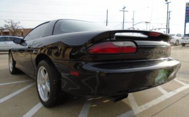 Chevrolet-camaro-sport-coupe-amp-convertible-1995-black-6