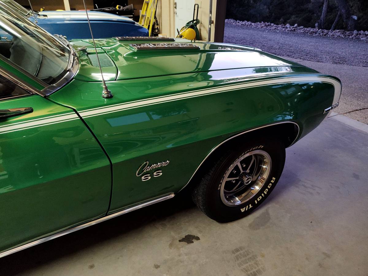 Chevrolet-camaro-ss-396-l78-1969-6