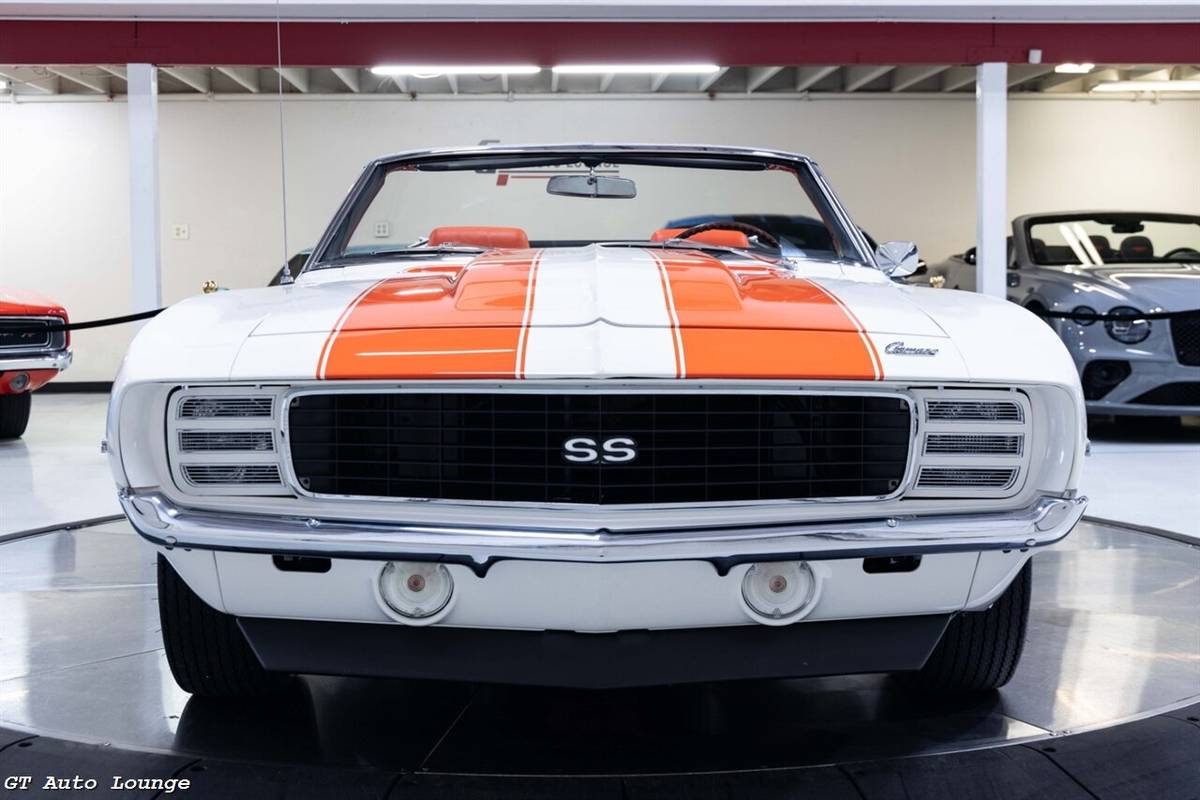 Chevrolet-camaro-z11-396-indy-pace-car-1969-white-1
