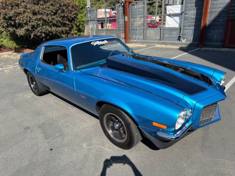 Chevrolet-camaro-z28-1970-blue-10