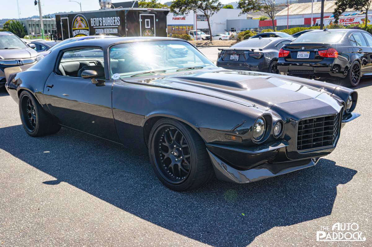 Chevrolet-camaro-z28-1973-custom-17