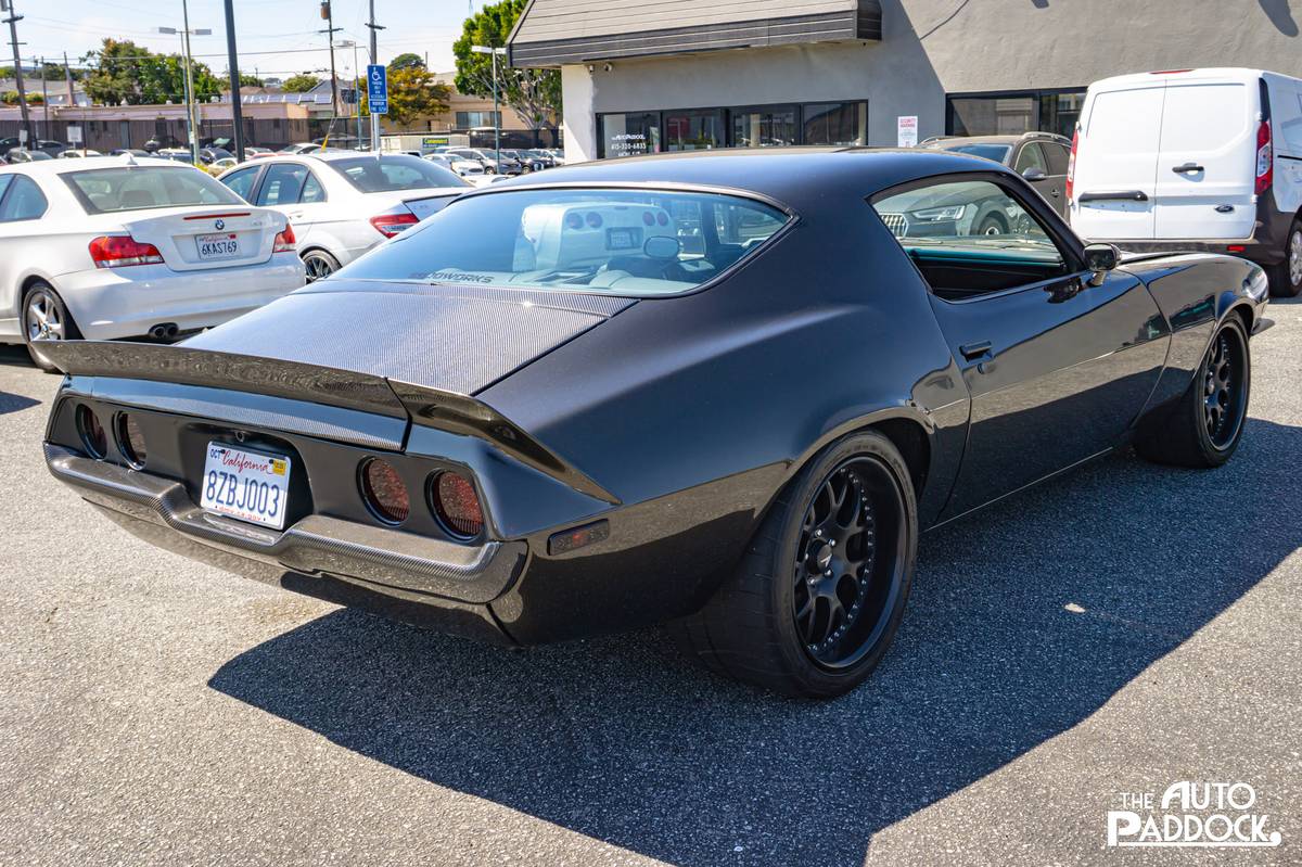 Chevrolet-camaro-z28-1973-custom-28