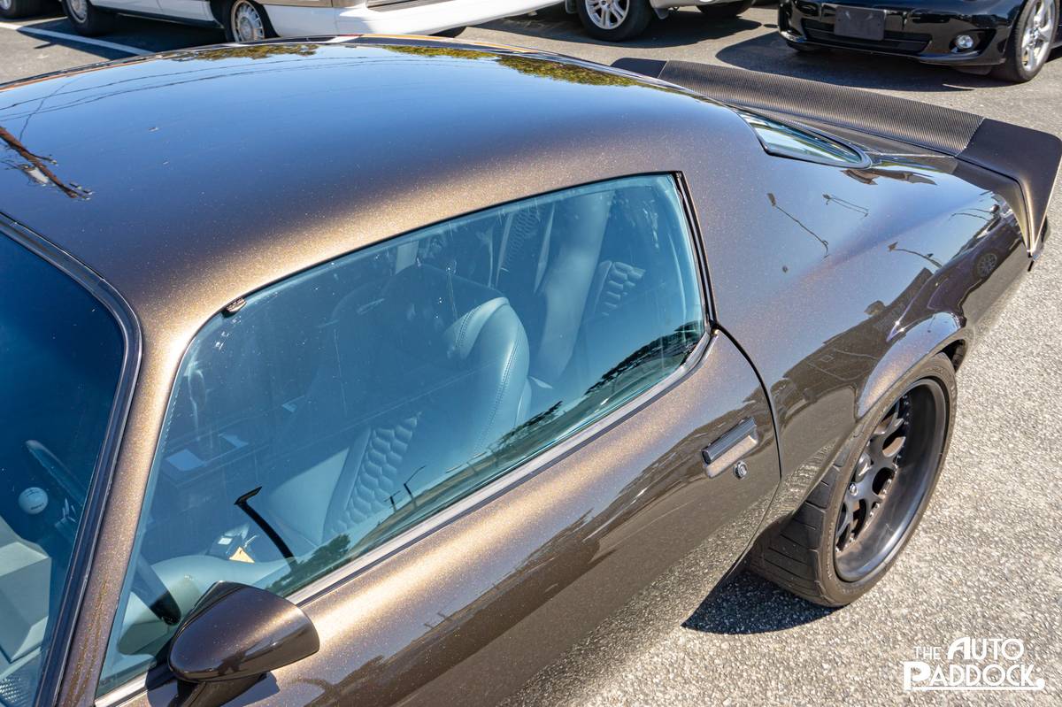 Chevrolet-camaro-z28-1973-custom-32