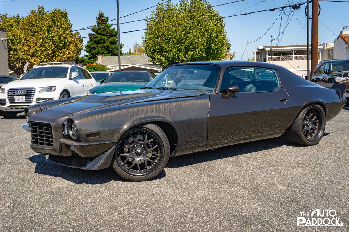 Chevrolet-camaro-z28-1973-custom-39