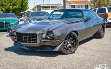 Chevrolet-camaro-z28-1973-custom-40
