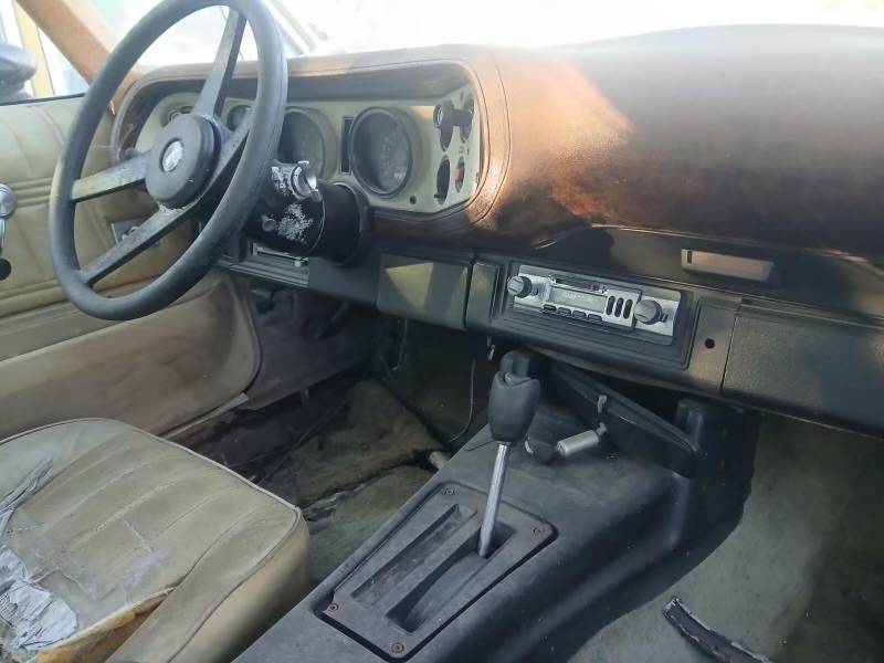 Chevrolet-camaro-z28-1977-10