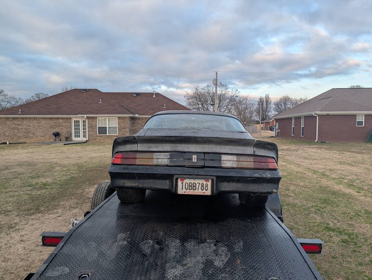Chevrolet-camaro-z28-1979-black-1