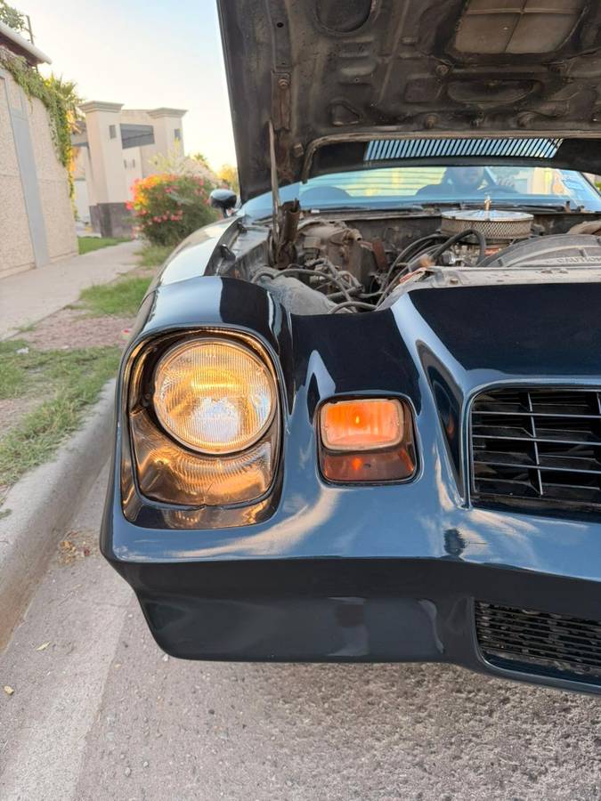Chevrolet-camaro-z28-1979-blue-13