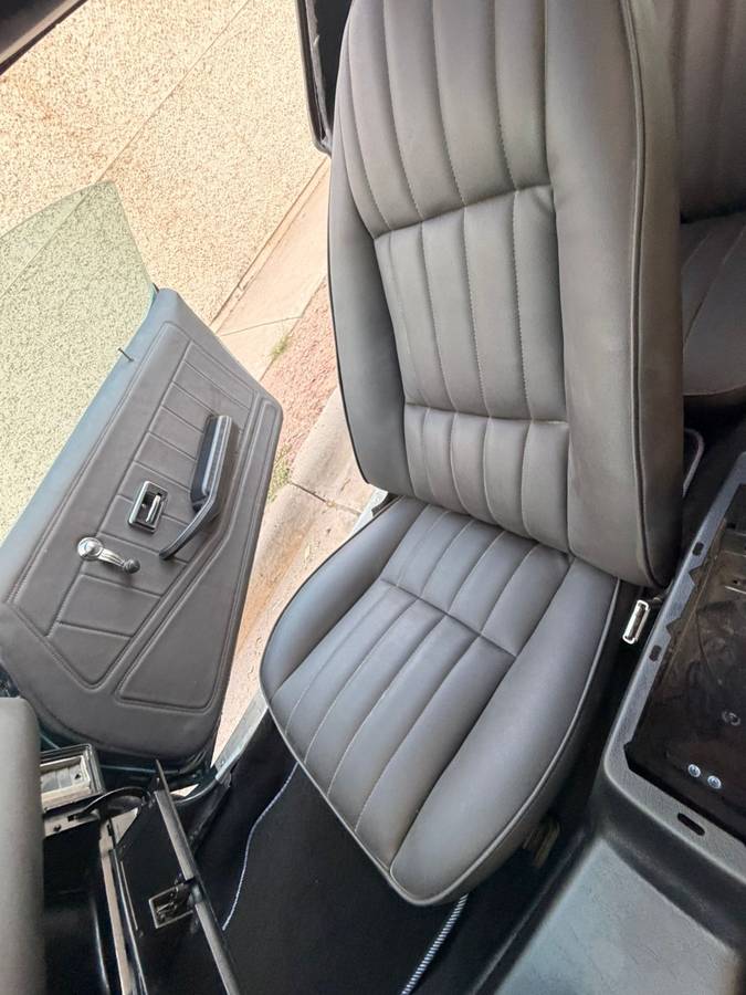 Chevrolet-camaro-z28-1979-blue-9