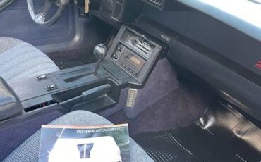 Chevrolet-camaro-z28-1983-blue-1