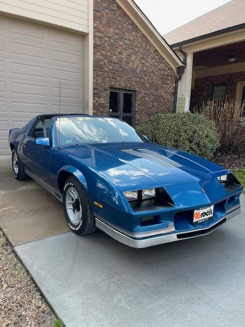 Chevrolet-camaro-z28-1983-blue-6