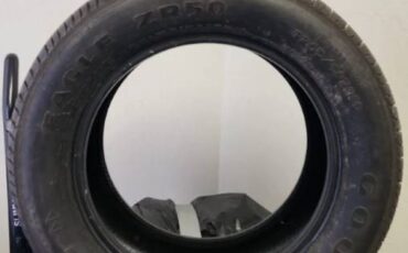 Chevrolet-camaro-z28-1991-red-15