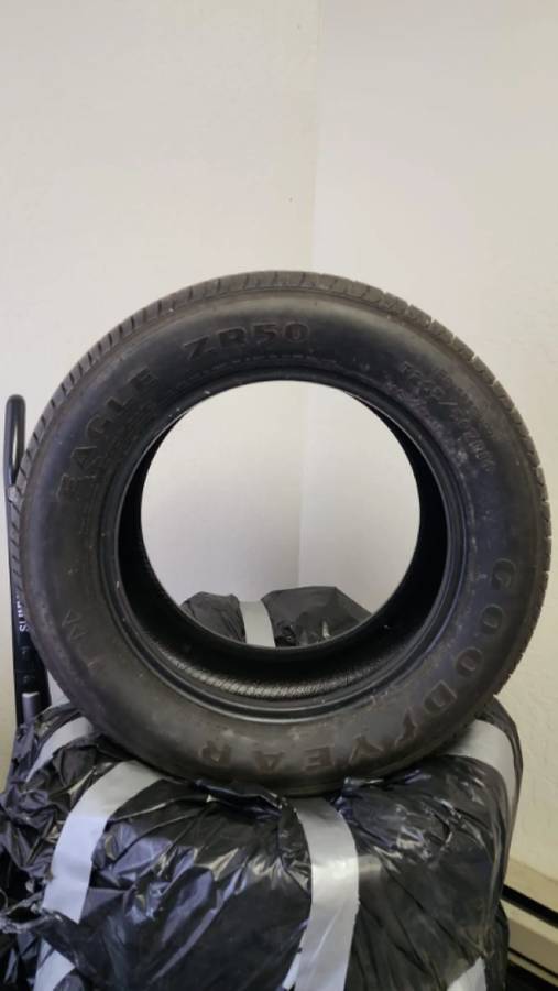 Chevrolet-camaro-z28-1991-red-15