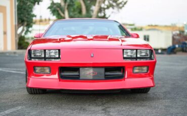 Chevrolet-camaro-z28-1991-red-18