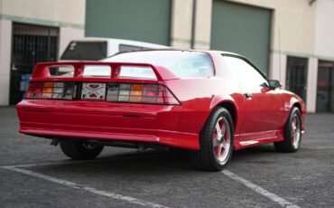 Chevrolet-camaro-z28-1991-red-20