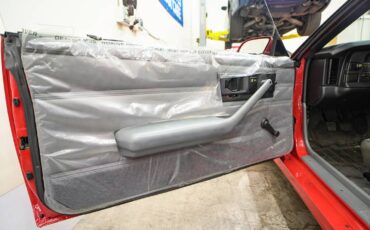 Chevrolet-camaro-z28-1991-red-9