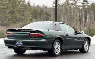 Chevrolet-camaro-z28-1994-green-14