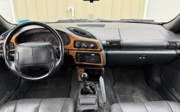 Chevrolet-camaro-z28-1994-green-4