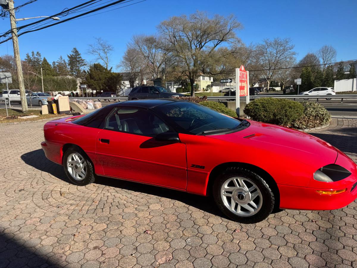 Chevrolet-camaro-z28-1994-red-6