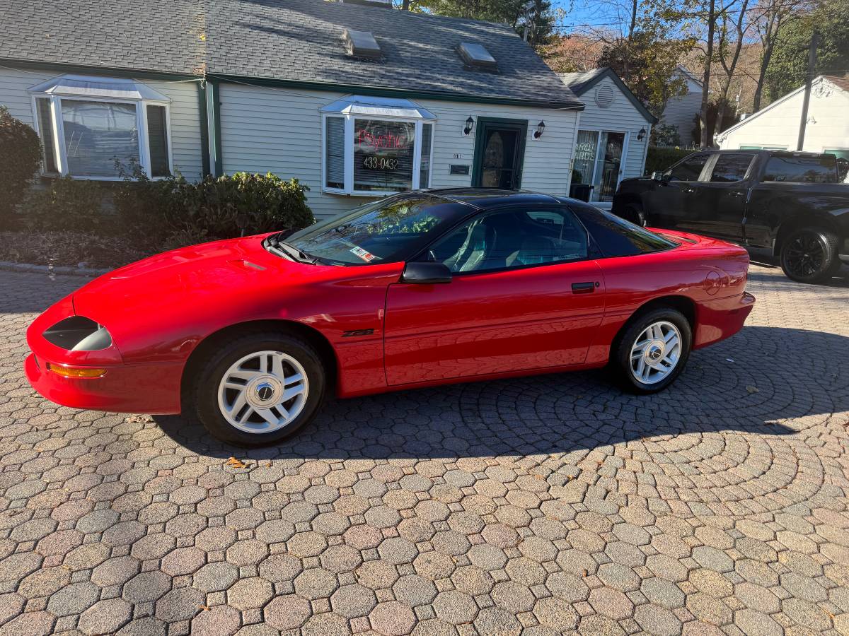 Chevrolet-camaro-z28-1994-red